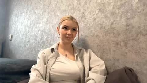 Britney online show from April 29, 9:45 am