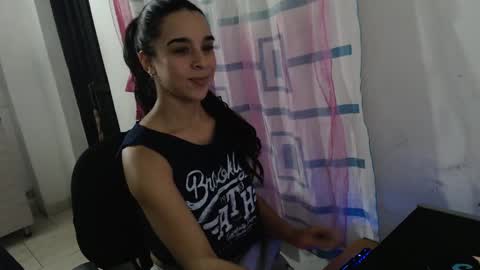 franfinee online show from October 7, 1:43 am