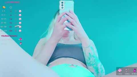 Franky online show from October 25, 3:03 am