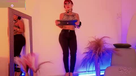 Fransheska online show from March 12, 1:25 pm