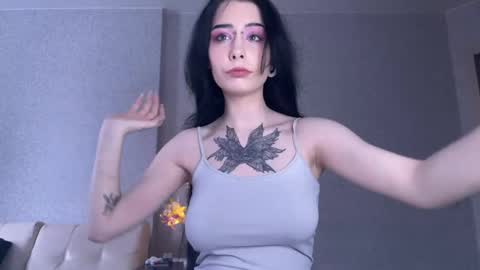 Snapshot of frau_basted chatting on February 10, 1:01 pm mistress Bastet and mintcola online show from February 10, 1:01 pm