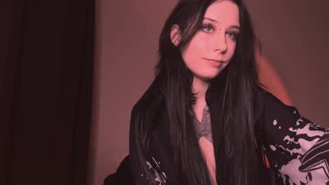 Snapshot of frau_basted chatting on December 23, 3:44 pm mistress Bastet and mintcola online show from December 23, 3:44 pm
