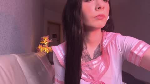 Snapshot of frau_basted chatting on January 7, 12:31 pm mistress Bastet and mintcola online show from January 7, 12:31 pm