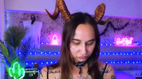Freak online show from September 19, 10:25 am