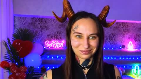 Freak online show from February 21, 11:11 am