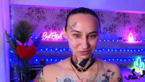 Freak online show from March 10, 10:07 am
