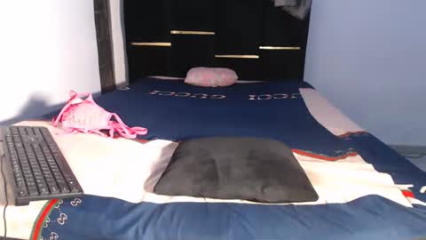 pandora online show from January 1, 10:24 pm