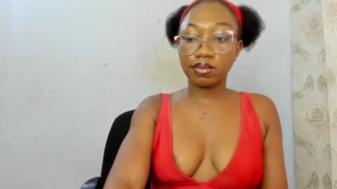 Snapshot of freaky_ebonygirl chatting on October 3, 7:13 am Freaky ebonygirl online show from October 3, 7:13 am
