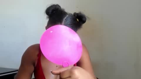 Snapshot of freaky_ebonygirl chatting on October 19, 12:40 pm Freaky ebonygirl online show from October 19, 12:40 pm