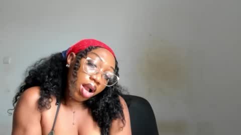 Snapshot of freaky_ebonygirl chatting on October 8, 1:26 pm Freaky ebonygirl online show from October 8, 1:26 pm