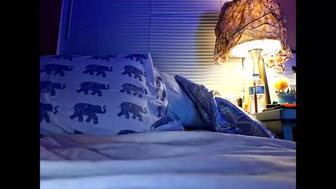 freakybriz online show from January 6, 2:59 am