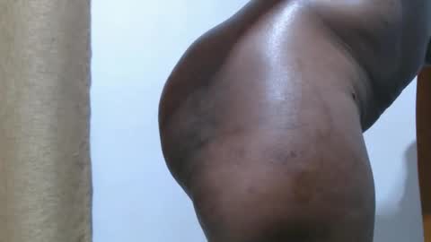 freakycoco1 online show from April 2, 11:51 am