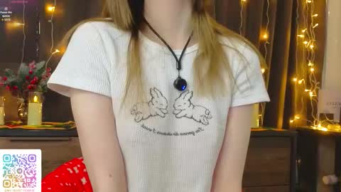 fredericashoen online show from December 21, 1:43 am