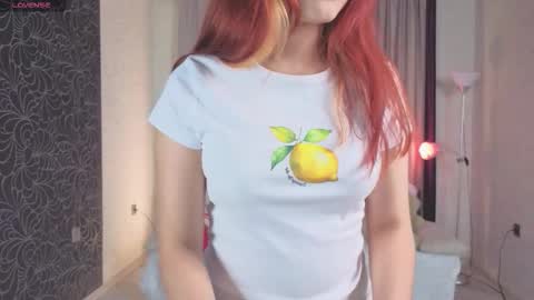 Snapshot of frencheseyes chatting on September 14, 1:42 pm Emmy online show from September 14, 1:42 pm