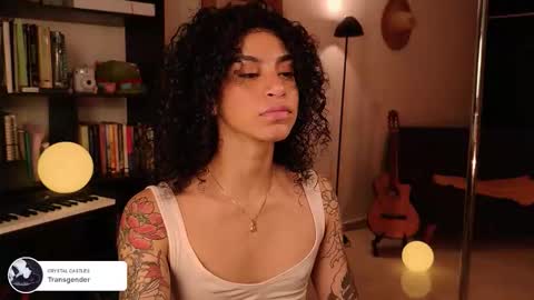 Vale online show from December 17, 3:11 am