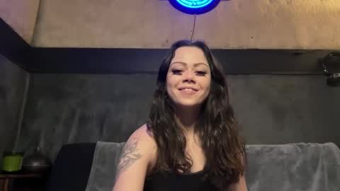 Gigi online show from January 26, 8:36 am