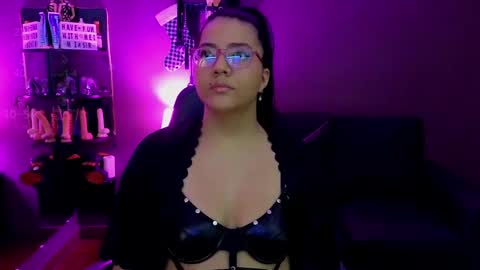     online show from January 8, 4:34 am