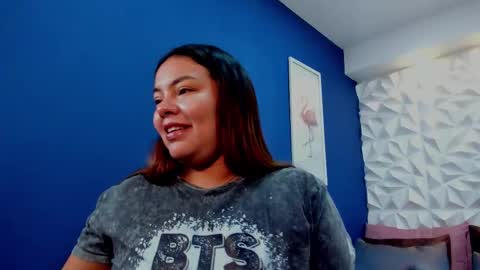 Snapshot of freya_cole_ chatting on October 31, 12:09 pm Freya online show from October 31, 12:09 pm