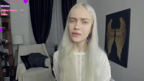 Freya online show from February 22, 7:48 pm