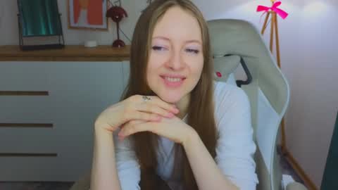 Freya online show from February 4, 9:38 am