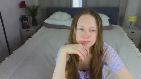 Freya online show from March 2, 7:21 am