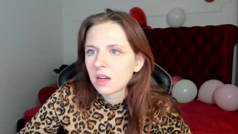 FreyaVey online show from February 19, 6:13 am