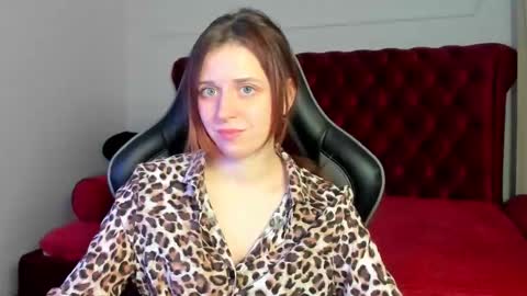 FreyaVey online show from February 11, 5:20 am