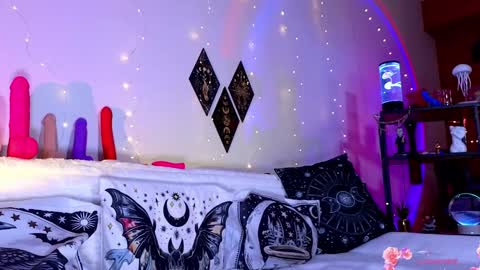 Freya online show from December 21, 5:14 am