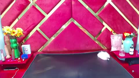 Snapshot of freyja_naugthy chatting on March 6, 12:30 pm freyja_naugthy online show from March 6, 12:30 pm