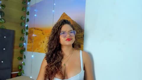 Snapshot of frezzita_ chatting on September 11, 7:58 pm Frezzita online show from September 11, 7:58 pm