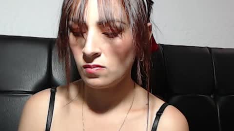 Snapshot of frida__x chatting on January 28, 5:46 pm Frida online show from January 28, 5:46 pm