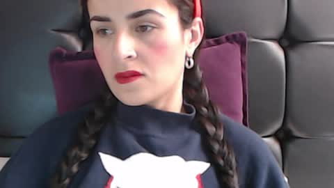 Snapshot of frida__x chatting on December 13, 5:32 pm Frida online show from December 13, 5:32 pm