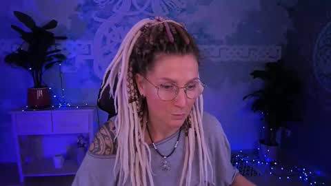 Frida Tander online show from March 2, 9:16 am