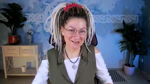 Frida Tander online show from January 16, 5:25 am