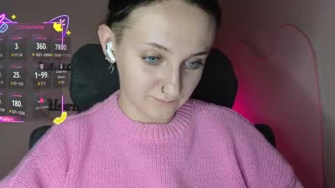 Snapshot of frosty_blueberries4 chatting on September 18, 12:31 am ANA online show from September 18, 12:31 am