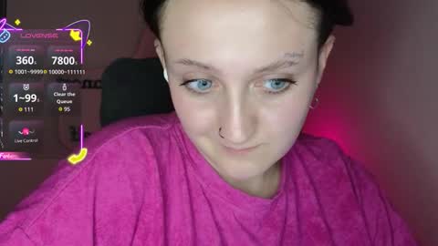 Snapshot of frosty_blueberries4 chatting on September 26, 11:45 pm ANA online show from September 26, 11:45 pm