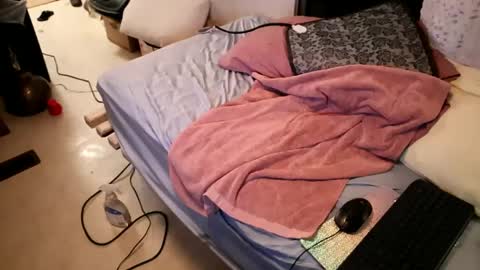 Snapshot of fuckmypussyplz1 chatting on October 9, 9:57 am fuckmypussyplz1 online show from October 9, 9:57 am