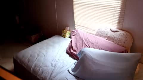 Snapshot of fuckmypussyplz1 chatting on September 23, 7:12 pm fuckmypussyplz1 online show from September 23, 7:12 pm