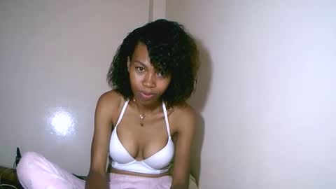 fyah1027 online show from November 18, 9:32 am