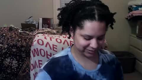 noturfae online show from April 30, 7:41 pm