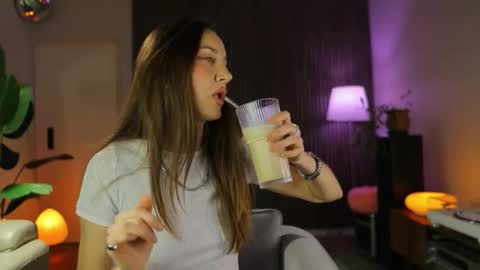 G online show from October 8, 6:34 pm