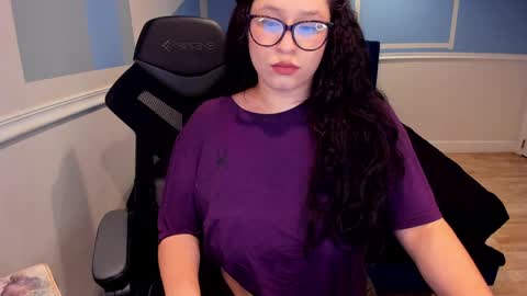 gaaby  online show from December 18, 1:48 am