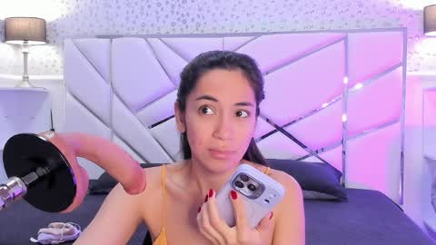 gabbieskinny online show from April 2, 12:13 pm