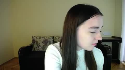 Jaklin online show from December 7, 9:39 am