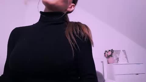 GabiCarter online show from December 23, 6:11 am