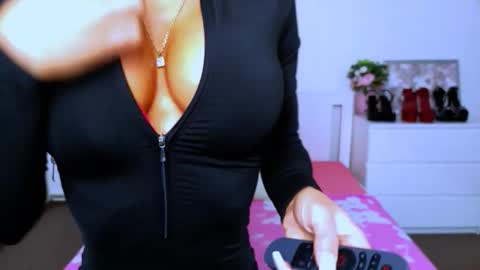 GabiCarter online show from November 3, 9:24 am