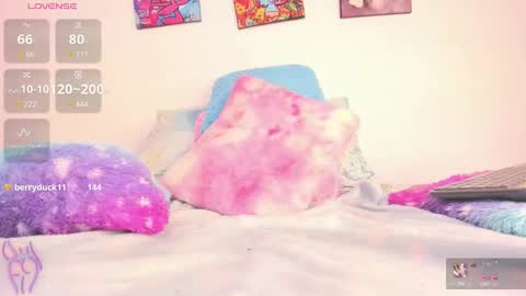 Snapshot of gabi_m chatting on October 6, 8:46 pm please follow my friendasya zas online show from October 6, 8:46 pm