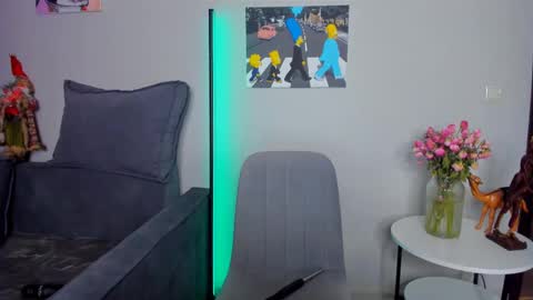 Snapshot of gabri_baby chatting on February 25, 8:00 pm gabri_baby online show from February 25, 8:00 pm