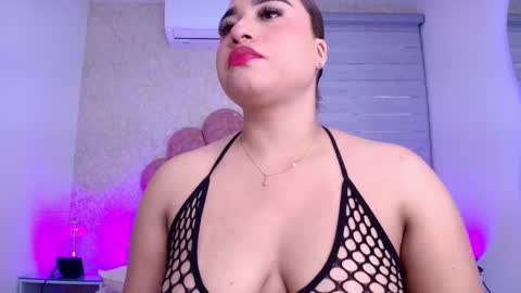 gabriela online show from November 19, 7:25 pm