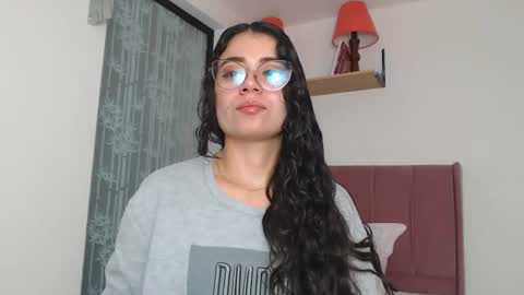 GabrielaRossa online show from December 27, 12:45 pm